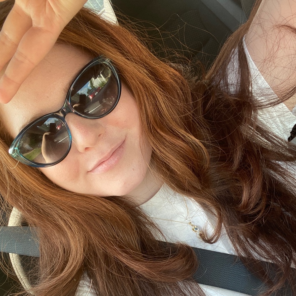 Meet your Posher, Jessica